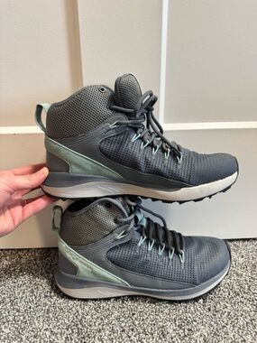 Women's Gray/green hiking High-Top Performance Sneakers with Mint Accents
